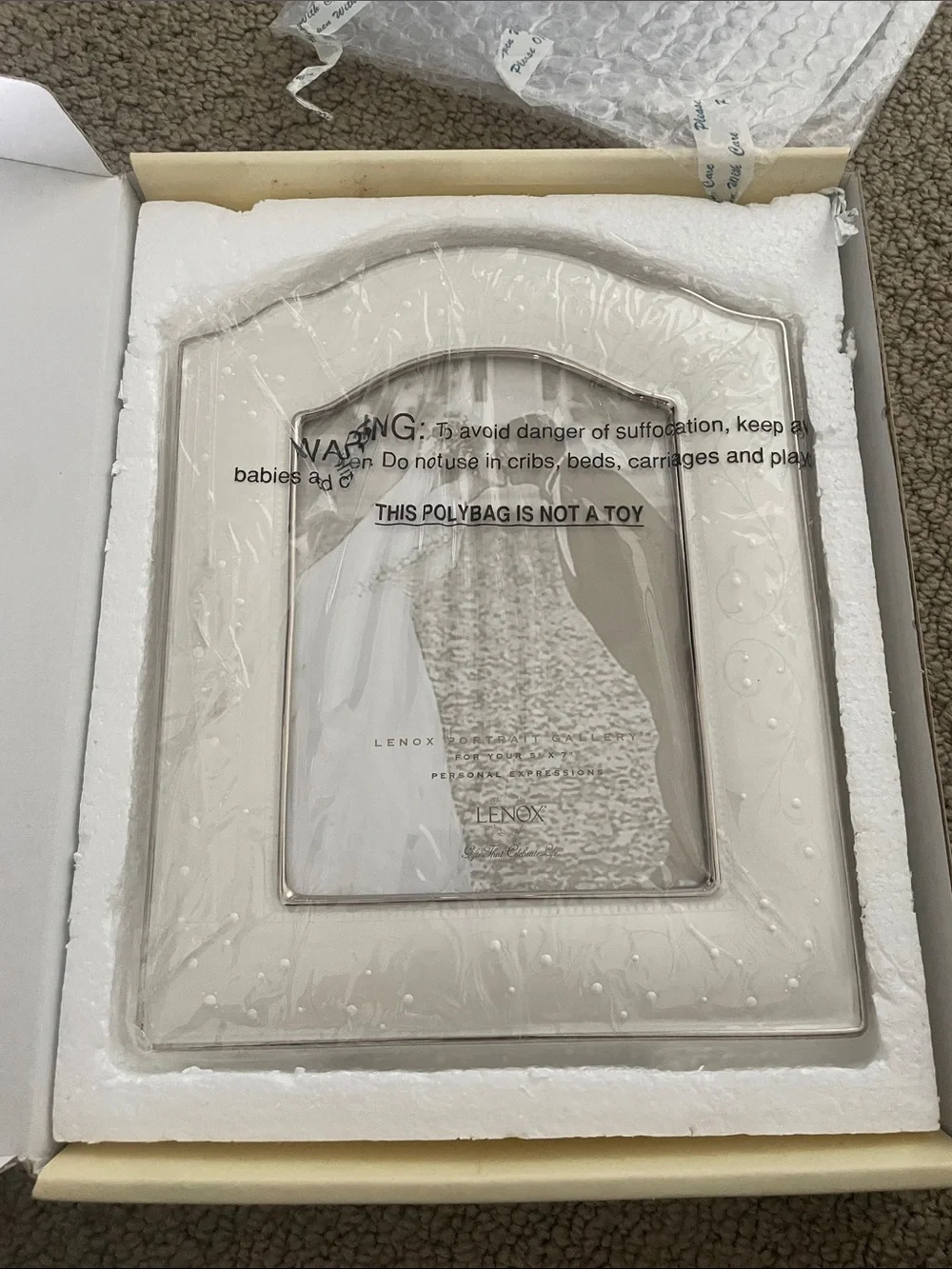 Lenox Pearl-Accent Ivory Picture Frame with Silver Trim